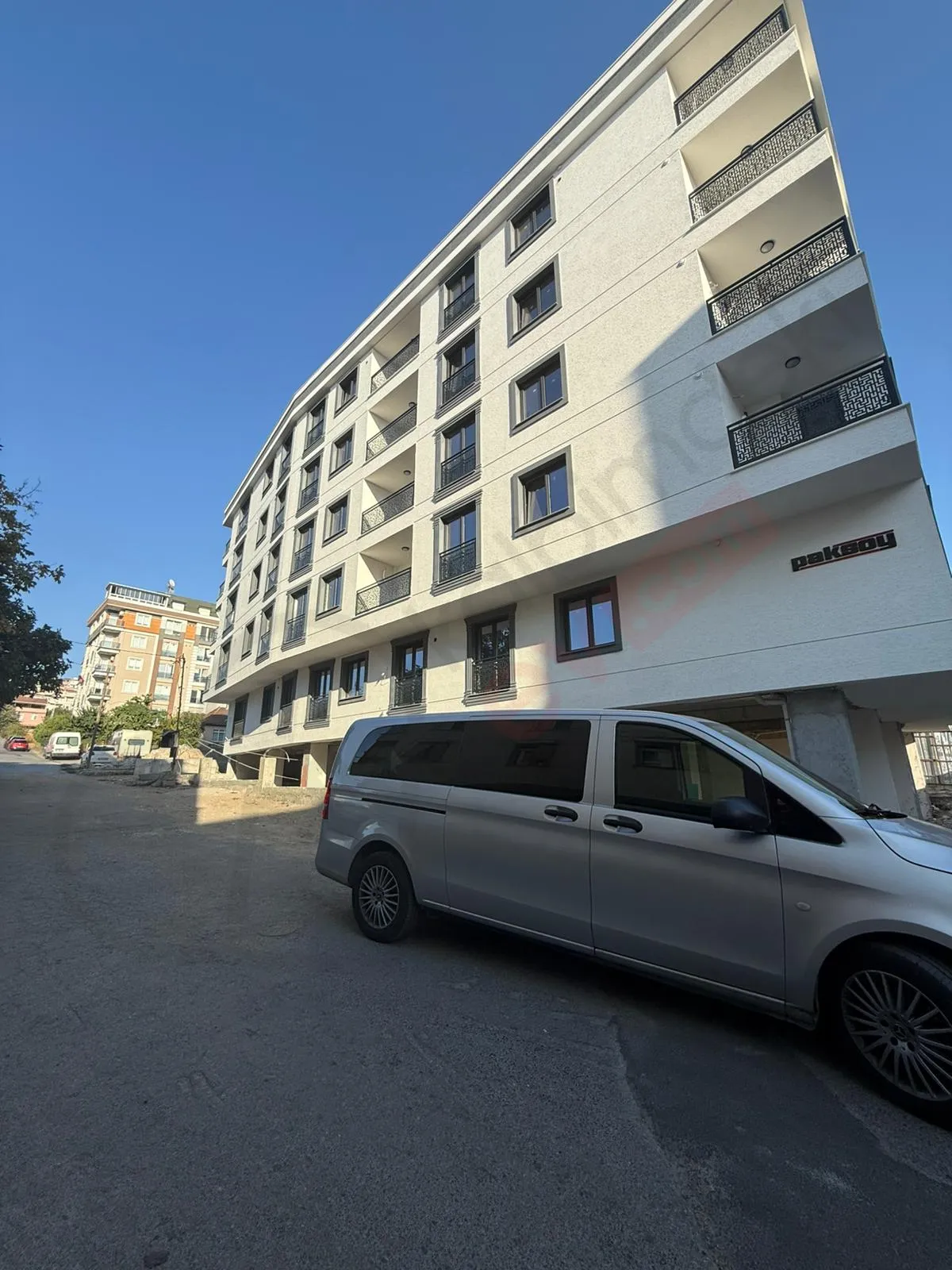 Büyükçekmece'de Esma Apt. 2+1 Sıfır Lüks Daire NO:5